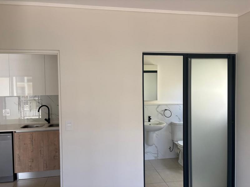 To Let 1 Bedroom Property for Rent in Richwood Western Cape